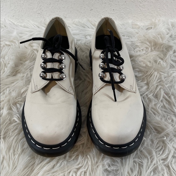 Dr. Martens 1461 HDW Ivory Oxford Hardware Leather Shoes Women’s Size 8 Unisex - Picture 2 of 12